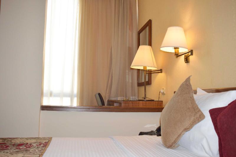 Orient Prince Hotel Βηρυτός Εξωτερικό φωτογραφία